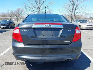 2011 Ford Fusion SEL with VIN 3FAHP0JGXBR125025, listed as a IAAI auction lot 41901192 with 165,822 mi miles. Bid and sale history available at carsss.com. Image 16.