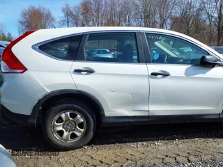 2014 Honda CR-V LX with VIN 5J6RM4H30EL114694, listed as a IAAI auction lot 41123860 with 153,896 mi miles. Bid and sale history available at carsss.com. Image 13.