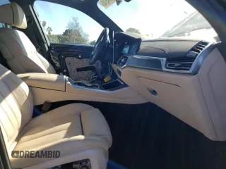 2022 BMW X5 xDrive45e with VIN 5UXTA6C08N9L26722, listed as a Copart auction lot 39546743 with 9,304 mi miles. Bid and sale history available at carsss.com. Image 7.