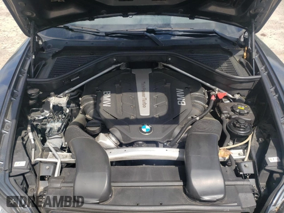 2013 BMW X5 xDrive50i with VIN 5UXZV8C53D0C15412, listed as a Copart auction lot 59331385 with 127,348 mi miles and Clean title. Bid and sale history available at DreamBid. Image 12.