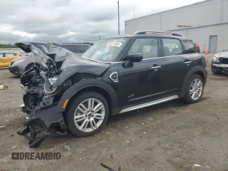 2024 MINI Countryman Cooper S z VIN WMZ83BR04R3S03381, wystawiony jako Copart lot #56331665 z przebiegiem 33 215 mil mil oraz Szkoda całkowita • Salvage title. Historia ofert i sprzedaży dostępna na DreamBid. Obrazek 1.
