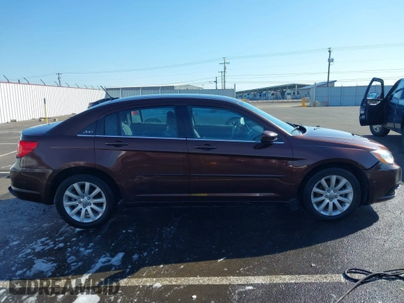 2013 Chrysler 200 Touring with VIN 1C3CCBBB6DN678361, listed as a IAAI auction lot 41685381 with 122,016 mi miles and . Bid and sale history available at carsss.com. Image 13.