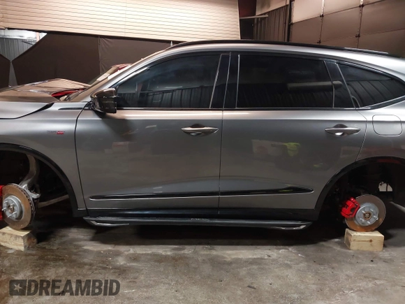 2022 Acura MDX Type S w/Advance Package with VIN 5J8YD8H87NL003274, listed as a IAAI auction lot 41386114 with 13,140 mi miles. Bid and sale history available at carsss.com. Image 15.