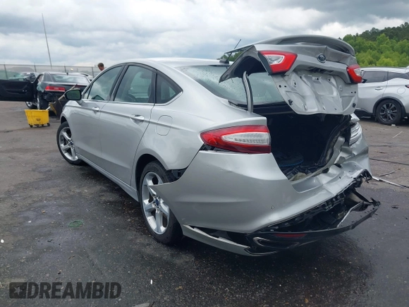 2016 Ford Fusion SE with VIN 3FA6P0T92GR307623, listed as a IAAI auction lot 42201937 with 195,789 mi miles and . Bid and sale history available at DreamBid. Image 3.