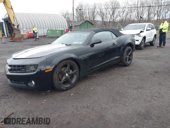 2013 Chevrolet Camaro LT z VIN 2G1FC3D32D9205069, wystawiony jako IAAI lot #41931863 z przebiegiem 75 244 mil mil oraz . Historia ofert i sprzedaży dostępna na DreamBid. Obrazek 18.