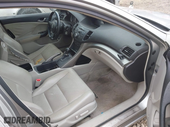 2010 Acura TSX z VIN JH4CU2F63AC032464, wystawiony jako IAAI lot #42415970 z przebiegiem 229 065 mil mil oraz . Historia ofert i sprzedaży dostępna na DreamBid. Obrazek 5.