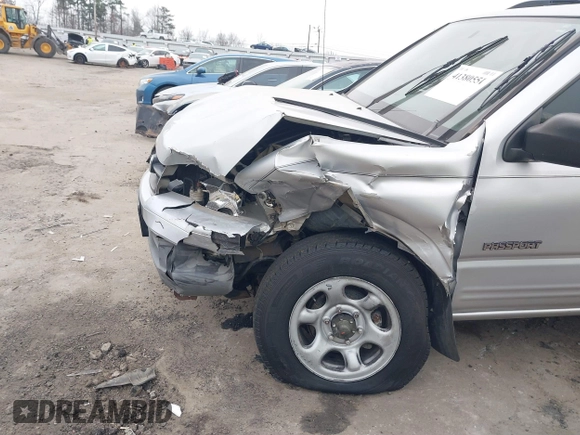 2001 Honda Passport LX z VIN 4S6CK58W014401073, wystawiony jako IAAI lot #41380551 z przebiegiem 259 878 mil mil oraz . Historia ofert i sprzedaży dostępna na DreamBid. Obrazek 6.
