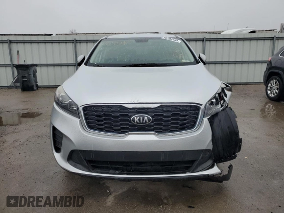 2019 Kia Sorento L with VIN 5XYPG4A39KG518499, listed as a Copart auction lot 85706454 with 85,579 mi miles and Salvage Title. Bid and sale history available at DreamBid. Image 5.