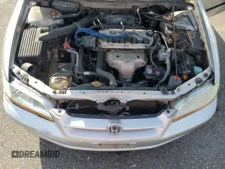 1999 Honda Accord LX z VIN 1HGCG5645XA103050, wystawiony jako Copart lot #65796435 z przebiegiem 148 828 mil mil oraz Czysty tytuł • Clean title. Historia ofert i sprzedaży dostępna na DreamBid. Obrazek 11.