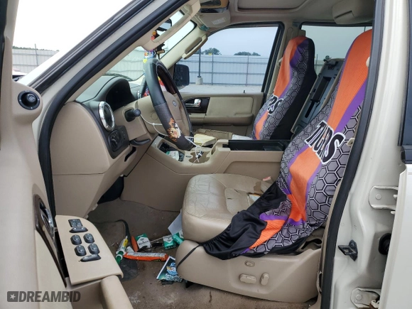 2006 Ford Expedition Limited with VIN 1FMFU20506LA38594, listed as a Copart auction lot 68469434 with 110,901 mi miles and Salvage Title. Bid and sale history available at carsss.com. Image 7.