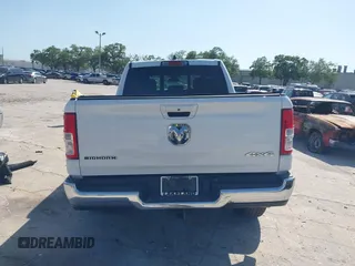 2022 Ram 1500 Big Horn z VIN 1C6RRFMG2NN430198, wystawiony jako IAAI lot #41944132 z przebiegiem 54 479 mil mil oraz . Historia ofert i sprzedaży dostępna na DreamBid. Obrazek 17.