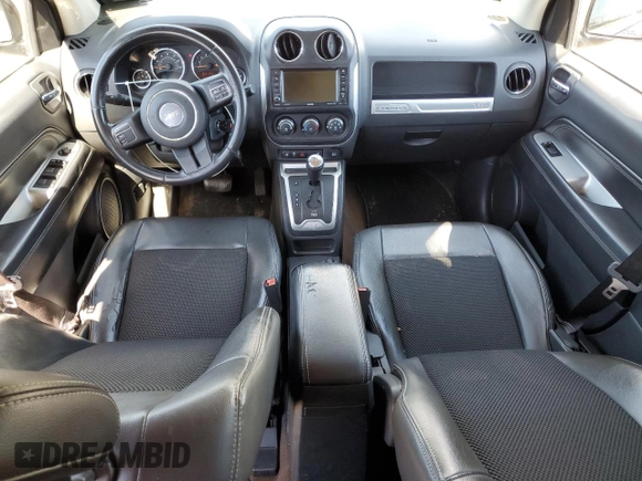 2014 Jeep Compass High Altitude with VIN 1C4NJCEA0ED529504, listed as a Copart auction lot 42349445 with 90,705 mi miles and Clean Title. Bid and sale history available at carsss.com. Image 8.