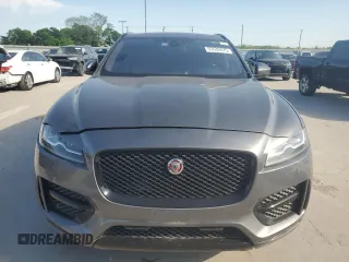 2017 Jaguar F-Pace 35t R-Sport with VIN SADCL2BV7HA492920, listed as a Copart auction lot 53532875 with 132,746 mi miles and Clean title. Bid and sale history available at DreamBid. Image 5.