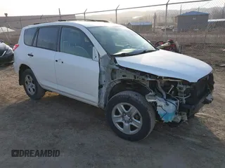 2009 Toyota RAV4 with VIN JTMBF33VX9D001291, listed as a IAAI auction lot 41792376 with 104,318 mi miles. Bid and sale history available at carsss.com. Image 1.