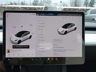2021 Tesla Model 3 Long Range with VIN 5YJ3E1EB3MF856009, listed as a IAAI auction lot 41809767 with 42,072 mi miles. Bid and sale history available at carsss.com. Image 7.