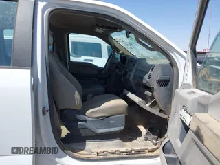 2019 Ford Super Duty F-250 SRW XL with VIN 1FD7W2B61KEF57849, listed as a IAAI auction lot 42026983 with 1 mi miles. Bid and sale history available at carsss.com. Image 5.