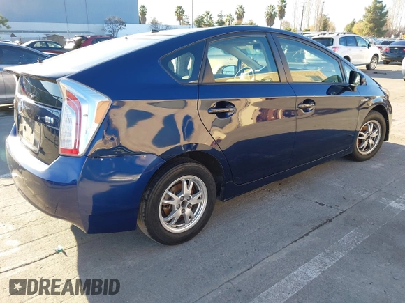 2015 Toyota Prius Four z VIN JTDKN3DU7F1933258, wystawiony jako IAAI lot #41219807 z przebiegiem 257 853 mil mil oraz . Historia ofert i sprzedaży dostępna na DreamBid. Obrazek 4.