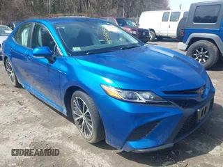 2020 Toyota Camry SE z VIN 4T1G11BK9LU016562, wystawiony jako IAAI lot #41954944 z przebiegiem 59 817 mil mil oraz . Historia ofert i sprzedaży dostępna na DreamBid. Obrazek 1.