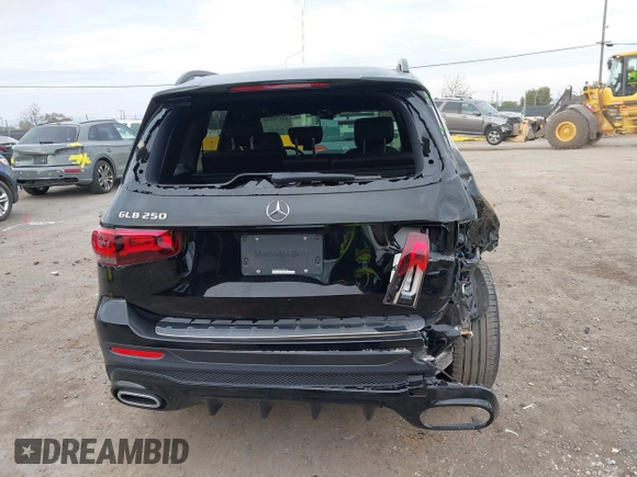 2023 Mercedes-Benz GLB 250 z VIN W1N4M4GB9PW334564, wystawiony jako IAAI lot #41578492 z przebiegiem 15 230 mil mil oraz . Historia ofert i sprzedaży dostępna na DreamBid. Obrazek 16.