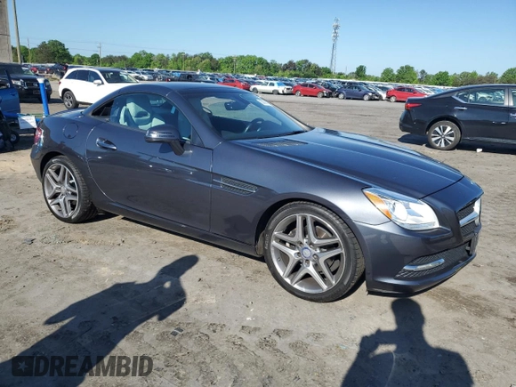 2015 Mercedes-Benz SLK-Class SLK 250 with VIN WDDPK4HA9FF101515, listed as a Copart auction lot 53091124 with 91,807 mi miles. Bid and sale history available at carsss.com. Image 4.