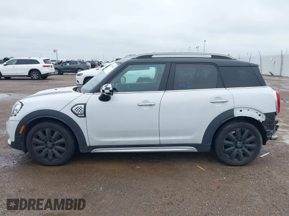 2018 MINI Countryman Cooper S z VIN WMZYT3C31J3D99568, wystawiony jako IAAI lot #42131017 z przebiegiem 54 992 mil mil oraz . Historia ofert i sprzedaży dostępna na DreamBid. Obrazek 14.
