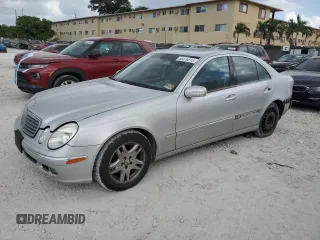 2006 Mercedes-Benz E-Class 3.5L with VIN WDBUF87J36X185690, listed as a Copart auction lot 50376015 with 156,171 mi miles and Salvage Title. Bid and sale history available at carsss.com. Image 1.