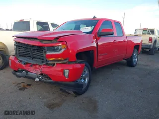 2017 Chevrolet Silverado 1500 LT with VIN 1GCVKREC9HZ340634, listed as a IAAI auction lot 41336401 with 189,247 mi miles. Bid and sale history available at carsss.com. Image 2.