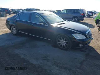 2007 Mercedes-Benz S 5.5L V8 with VIN WDDNG71X37A110900, listed as a IAAI auction lot 41656611 with 176,015 mi miles. Bid and sale history available at carsss.com. Image 1.