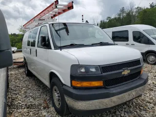 2019 Chevrolet Express Cargo with VIN 1GCWGAFG1K1195734, listed as a Copart auction lot 59552005 with 177,501 mi miles and Clean title. Bid and sale history available at DreamBid. Image 4.