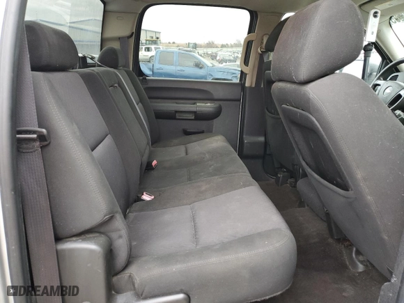 2011 Chevrolet Silverado 1500 LS with VIN 3GCPKREA0BG227136, listed as a Copart auction lot 47809235 with 193,385 mi miles and Salvage Title. Bid and sale history available at carsss.com. Image 10.