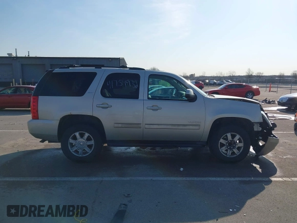 2013 GMC Yukon SLT with VIN 1GKS2CE01DR298299, listed as a IAAI auction lot 41759932 with 167,283 mi miles. Bid and sale history available at carsss.com. Image 14.