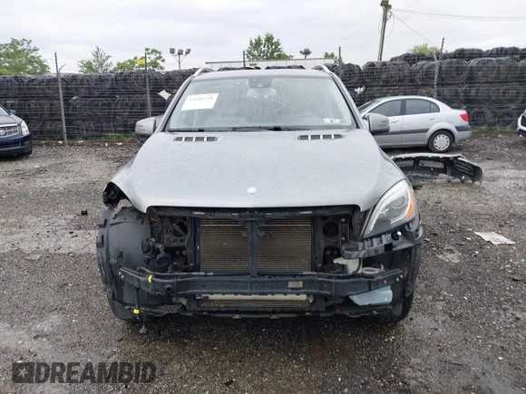 2013 Mercedes-Benz M 350 with VIN 4JGDA5HB9DA154879, listed as a IAAI auction lot 42646238 with 123,344 mi miles and . Bid and sale history available at DreamBid. Image 13.