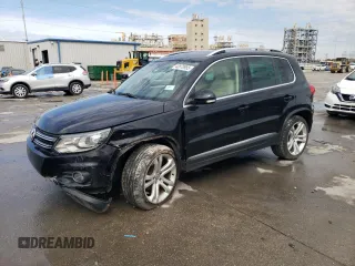 2016 Volkswagen Tiguan SEL with VIN WVGAV7AX9GW520131, listed as a Copart auction lot 42870955 with 43,203 mi miles and Salvage Title. Bid and sale history available at DreamBid. Image 1.