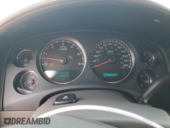 2007 Chevrolet Suburban LS with VIN 1GNFC16097J403193, listed as a Copart auction lot 51236075 with 191,350 mi miles and Salvage title. Bid and sale history available at DreamBid. Image 9.