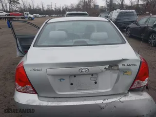2006 Hyundai Elantra GLS with VIN KMHDN46D66U223371, listed as a IAAI auction lot 41664192 with 217,794 mi miles. Bid and sale history available at carsss.com. Image 16.