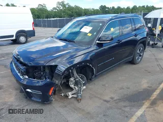 2024 Jeep Grand Cherokee with VIN 1C4RJYB63RC710199, listed as a IAAI auction lot 42484237 with 45,318 mi miles and . Bid and sale history available at DreamBid. Image 17.