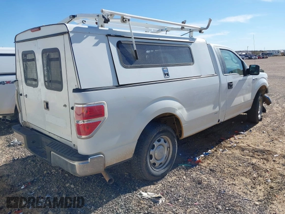 2012 Ford F-150 XL with VIN 1FTMF1CM9CKD33309, listed as a IAAI auction lot 41427178 with 125,029 mi miles. Bid and sale history available at carsss.com. Image 4.