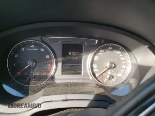 2017 Audi Q3 Premium z VIN WA1ECCFSXHR014142, wystawiony jako Copart lot #56306925 z przebiegiem 92 939 mil mil oraz Tytuł czysty. Historia ofert i sprzedaży dostępna na DreamBid. Obrazek 9.