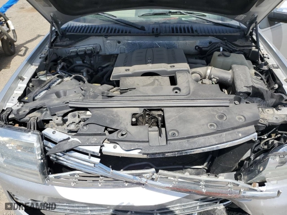 2010 Lincoln Navigator with VIN 5LMJJ2J57AEJ03503, listed as a Copart auction lot 65376814 with 170,597 mi miles and Salvage Title. Bid and sale history available at carsss.com. Image 12.