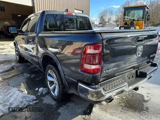 2020 Ram 1500 Limited with VIN 1C6SRFHT5LN165623, listed as a IAAI auction lot 41805735 with 116,370 mi miles. Bid and sale history available at carsss.com. Image 3.