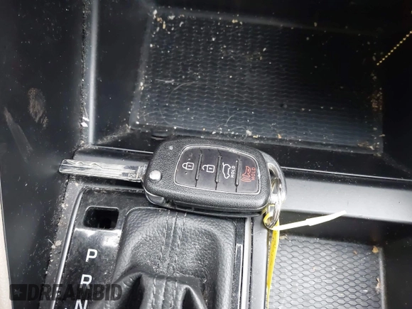 2017 Hyundai Tucson Sport with VIN KM8J3CA26HU371869, listed as a IAAI auction lot 41928173 with 83,885 mi miles and . Bid and sale history available at DreamBid. Image 11.