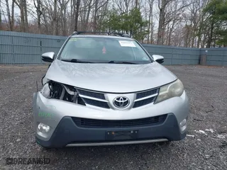 2015 Toyota RAV4 XLE with VIN 2T3RFREV9FW332635, listed as a IAAI auction lot 41899021 with 171,144 mi miles. Bid and sale history available at carsss.com. Image 12.