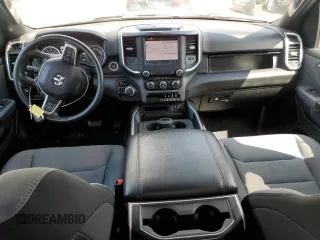 2022 Ram 1500 Big Horn с VIN 1C6SRFBT0NN468742, выставлен на аукционе Copart как лот 55498705 с пробегом 63 292 миль миль и Списание • Salvage title. История ставок и продаж доступна на DreamBid. Изображение 8.