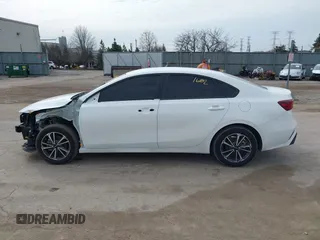 2024 Kia Forte LXS with VIN 3KPF24ADXRE784060, listed as a IAAI auction lot 41821682 with 24,794 mi miles and . Bid and sale history available at DreamBid. Image 15.