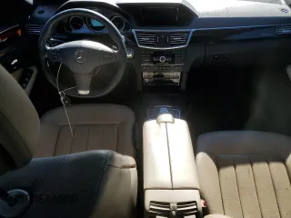 2011 Mercedes-Benz E 550 Luxury with VIN WDDHF7CB7BA301181, listed as a Copart auction lot 71566514 with 88,839 mi miles and Salvage Title. Bid and sale history available at DreamBid. Image 8.