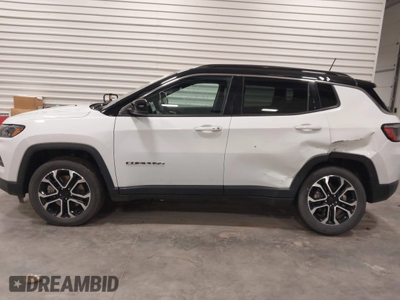2023 Jeep Compass (RED) Edition z VIN 3C4NJDCN1PT569129, wystawiony jako IAAI lot #42407967 z przebiegiem 22 720 mil mil oraz . Historia ofert i sprzedaży dostępna na DreamBid. Obrazek 14.