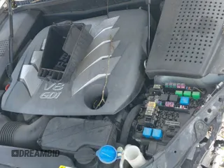 2014 Hyundai Equus Signature z VIN KMHGH4JH4EU082362, wystawiony jako IAAI lot #40009982 z przebiegiem 104 388 mil mil oraz . Historia ofert i sprzedaży dostępna na DreamBid. Obrazek 13.