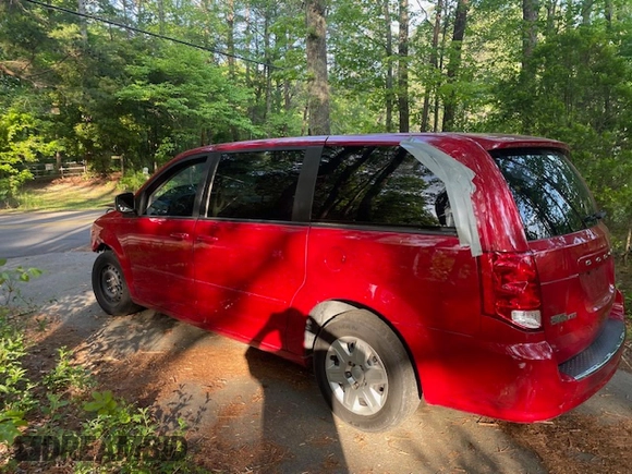 2013 Dodge Grand Caravan SE with VIN 2C4RDGBG7DR506614, listed as a Copart auction lot 54992185 with 154,290 mi miles and Clean Title. Bid and sale history available at DreamBid. Image 3.