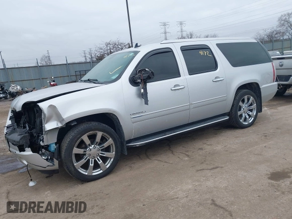2014 GMC Yukon XL Denali with VIN 1GKS2MEF1ER246201, listed as a IAAI auction lot 41454172 with 135,394 mi miles. Bid and sale history available at carsss.com. Image 17.
