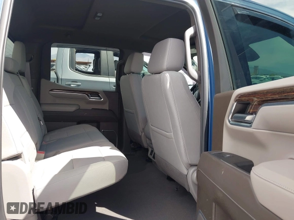 2024 GMC Sierra 1500 with VIN 1GTPHBEK1RZ191014, listed as a IAAI auction lot 41989521 with 8,277 mi miles and . Bid and sale history available at DreamBid. Image 8.